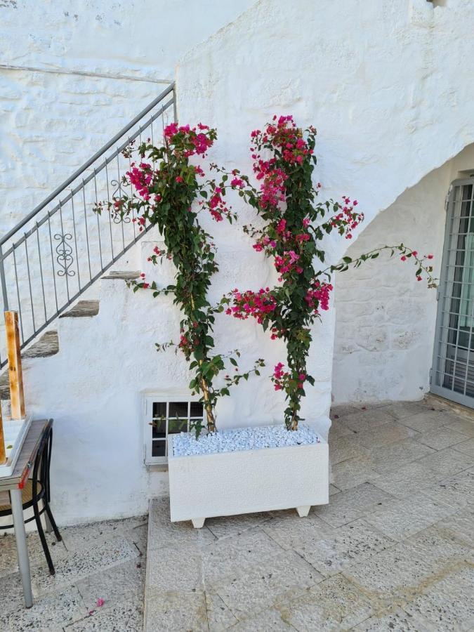 Vacation And Short Stay Suites & Apartments Ceglie - Celso Ceglie Messapica Bagian luar foto