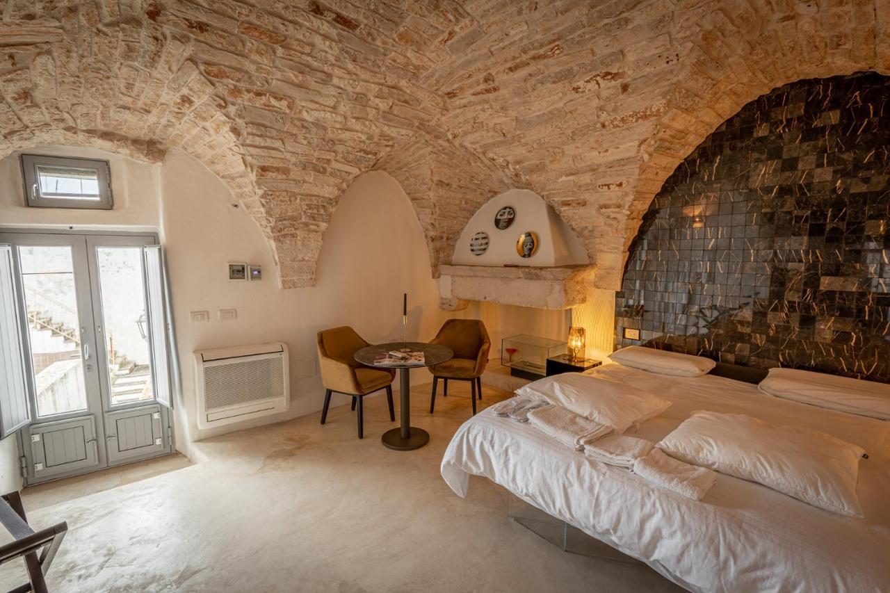 Vacation And Short Stay Suites & Apartments Ceglie - Celso Ceglie Messapica Bagian luar foto